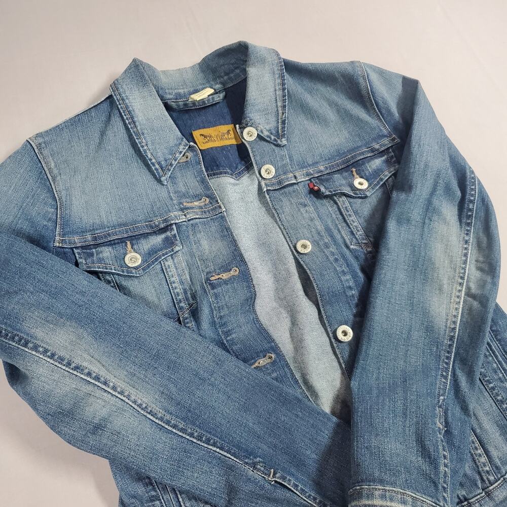 Levi's Denim Jacket Womens Size Medium Light Wash Trucker Jacket